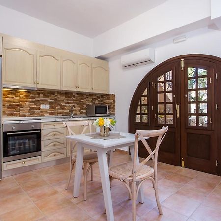 Kamara Antica Apartments Rhodes City Eksteriør billede