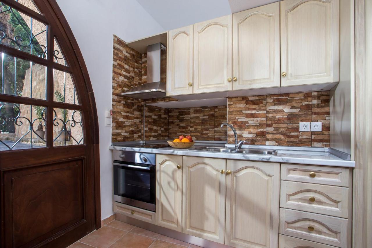 Kamara Antica Apartments Rhodes City Eksteriør billede