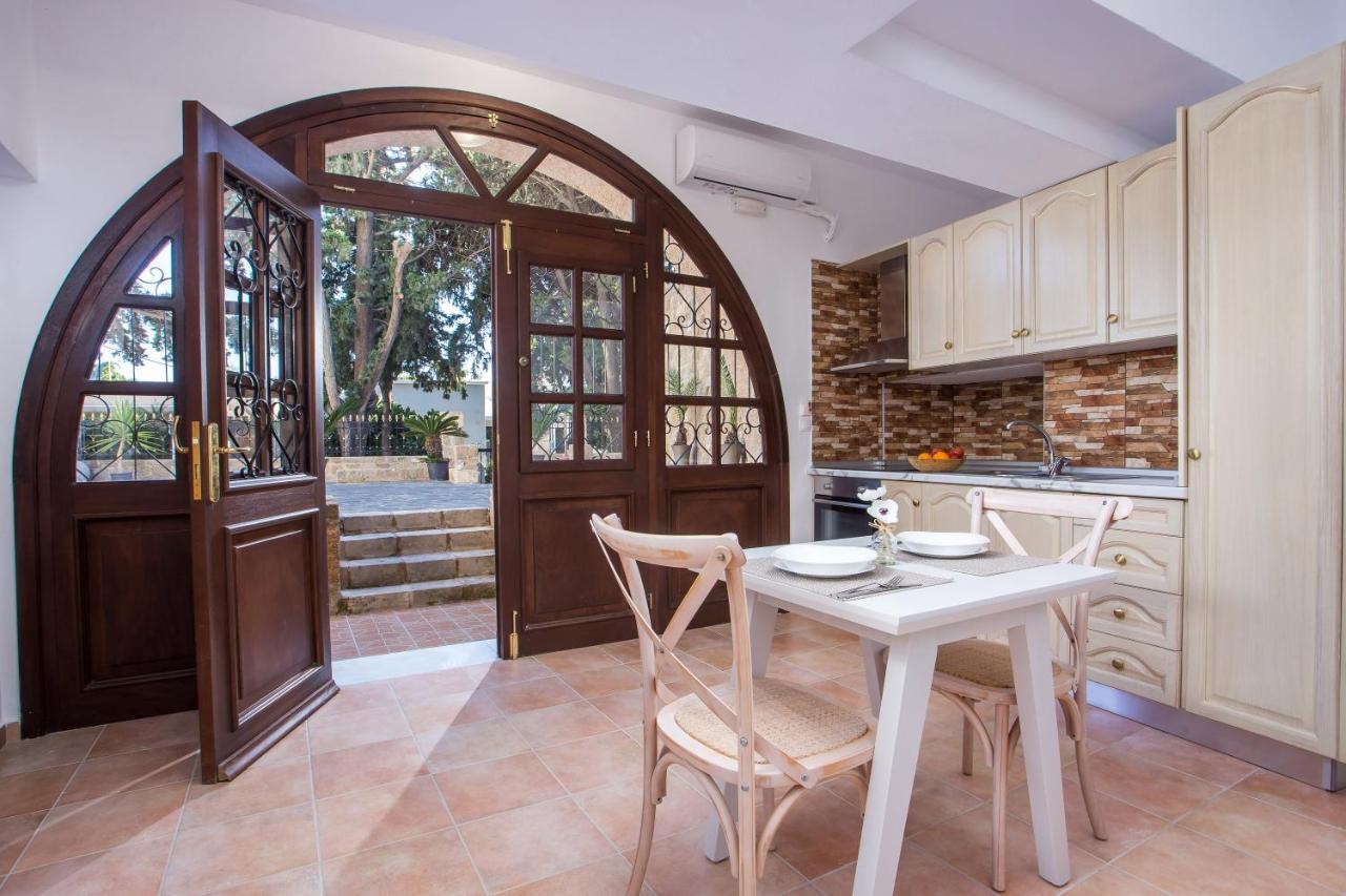 Kamara Antica Apartments Rhodes City Eksteriør billede